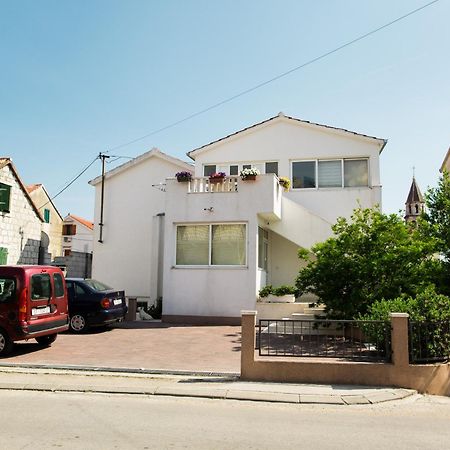 Apartments Kanajet Каштела Екстер'єр фото